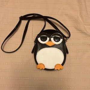 penguin crossbody purse!